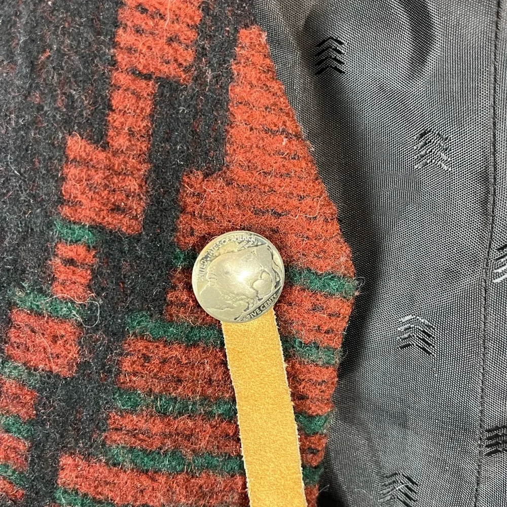 Sharon Andrew’s men’s wool southwestern Aztec buffalo nickel vest size xl‎